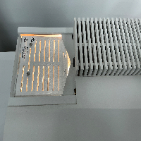 Perkin Elmer Lambda25 UV/vis spectrometer with peltier cell holder image 3